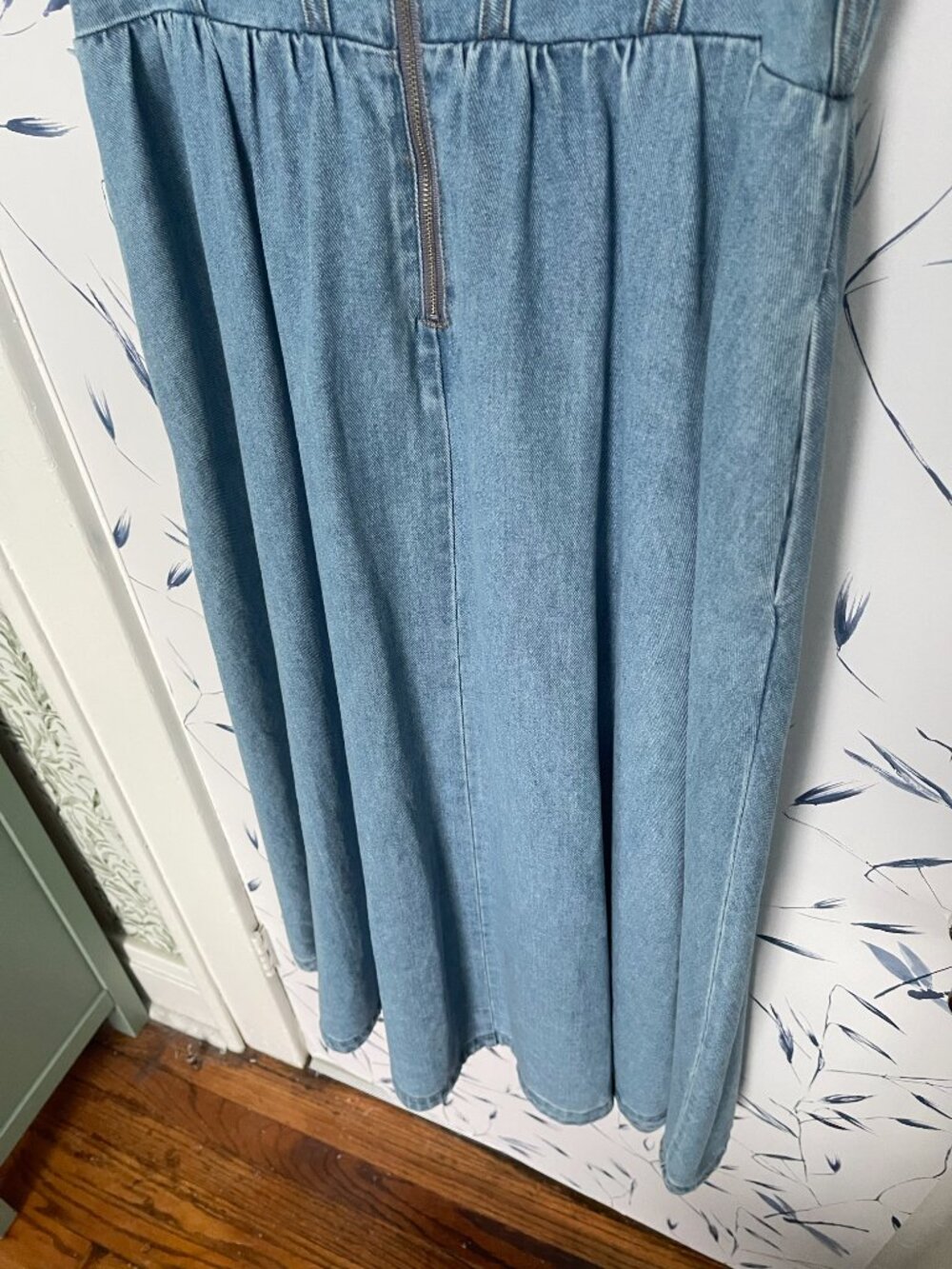 WAYF Daisy Sleeveless Denim Midi Dress - Picture 9 of 9